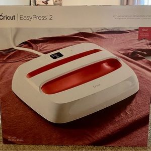 New! Cricut Easy Press 2, 12x10